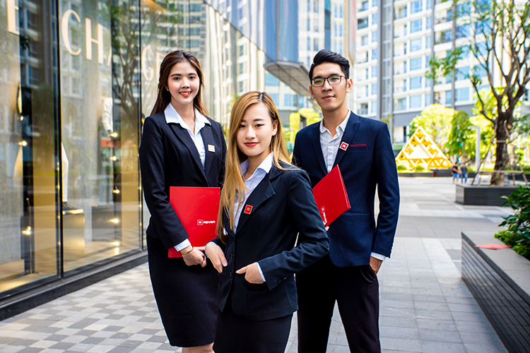 Tạo dựng thương hiệu cá nhân  Tiềm năng phát triển của nghề tư vấn bất động sản